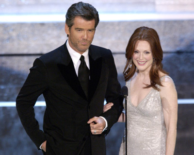 Pierce Brosnan and Julianne Moore