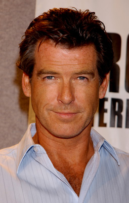 Pierce Brosnan at event of Evelyn (2002)