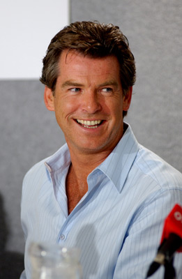 Pierce Brosnan at event of Evelyn (2002)