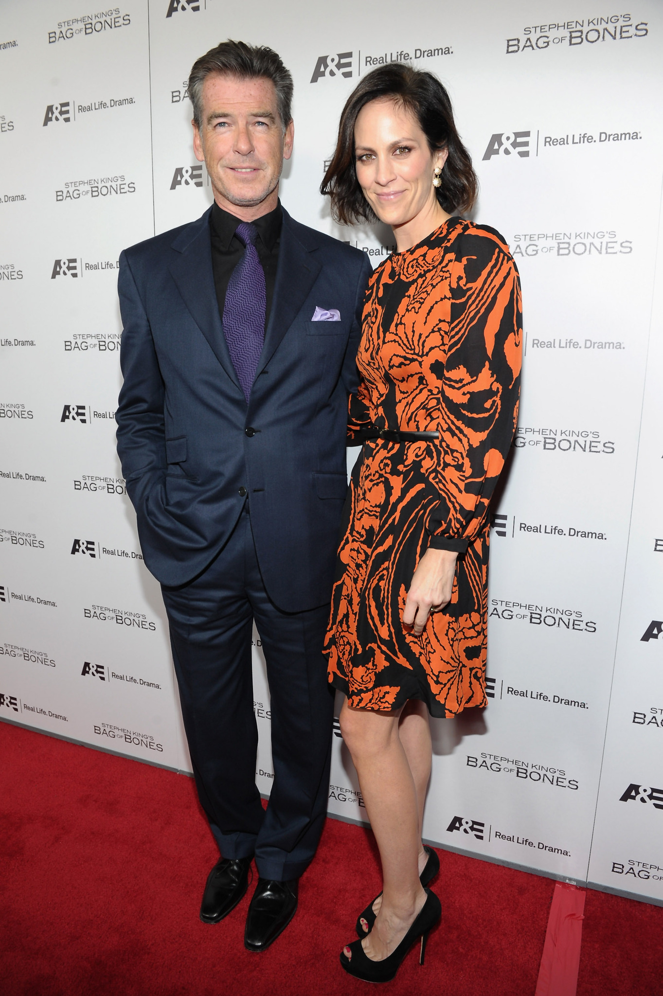 Pierce Brosnan and Annabeth Gish at event of Bag of Bones (2011)