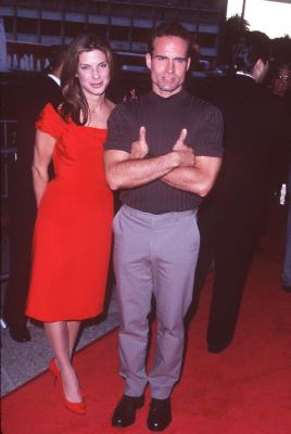 Sandra Bullock and Jason Patric at event of Greitis 2: laivo uzgrobimas (1997)