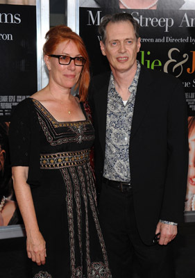 Steve Buscemi and Jo Andres at event of Julie ir Julia (2009)