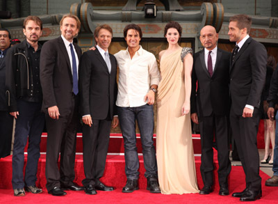 Nicolas Cage, Tom Cruise, Billy Bob Thornton, Jerry Bruckheimer, Ben Kingsley, Jake Gyllenhaal and Gemma Arterton at event of Persijos princas: laiko smiltys (2010)