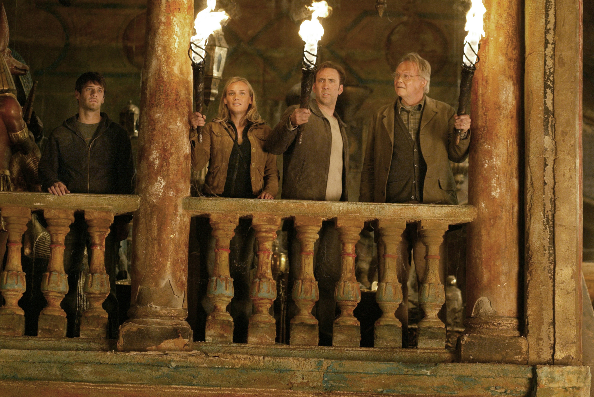 Still of Nicolas Cage, Jon Voight, Justin Bartha and Diane Kruger in National Treasure (2004)