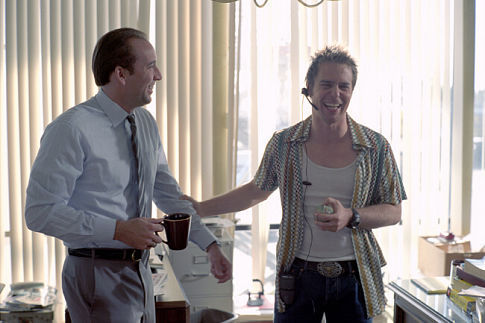 Nicolas Cage and Sam Rockwell in Matchstick Men (2003)