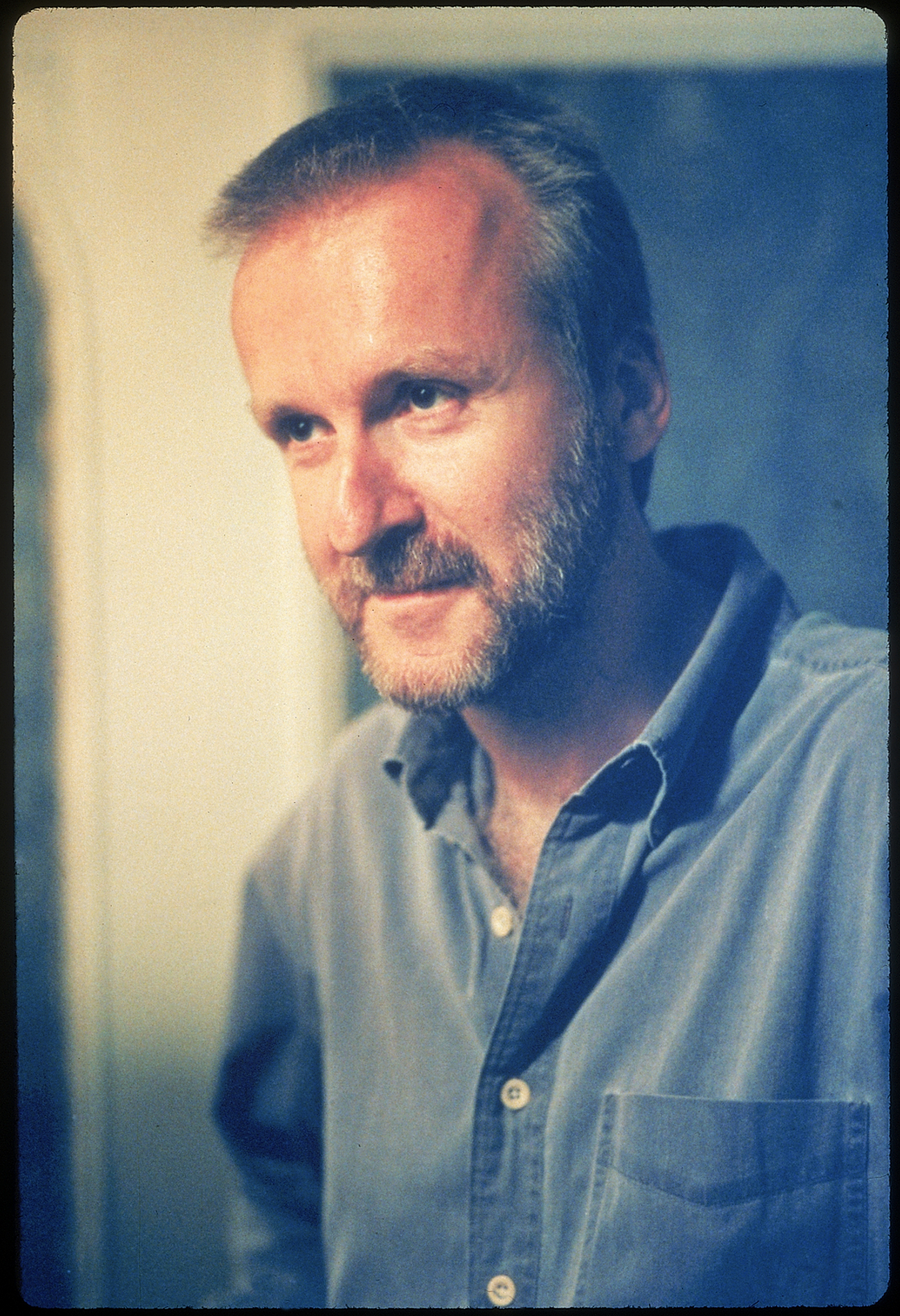 Still of James Cameron in Titanikas (1997)