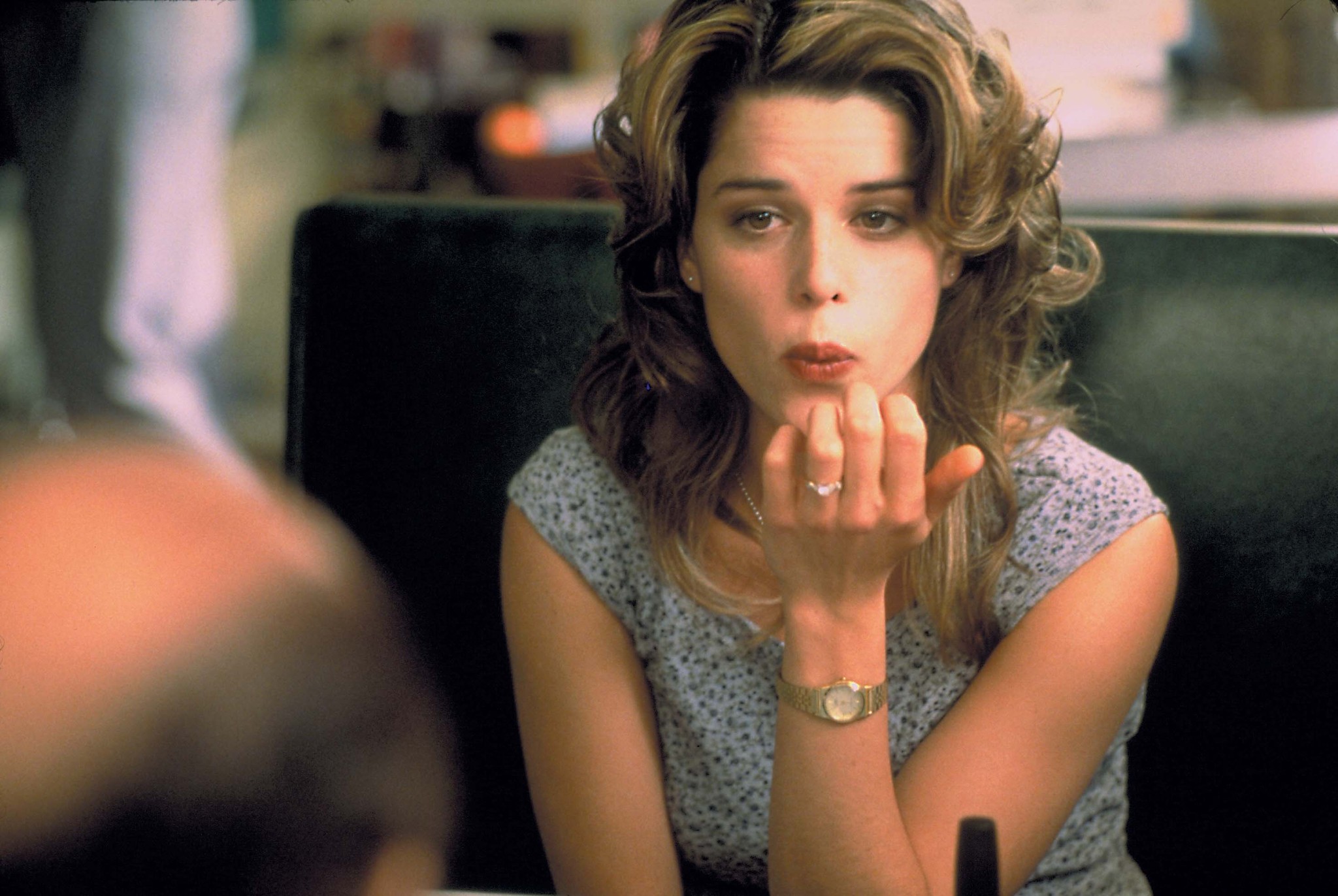 Still of Neve Campbell in Drowning Mona (2000)
