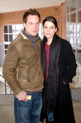 Neve Campbell and John Light at event of Heights (2005)