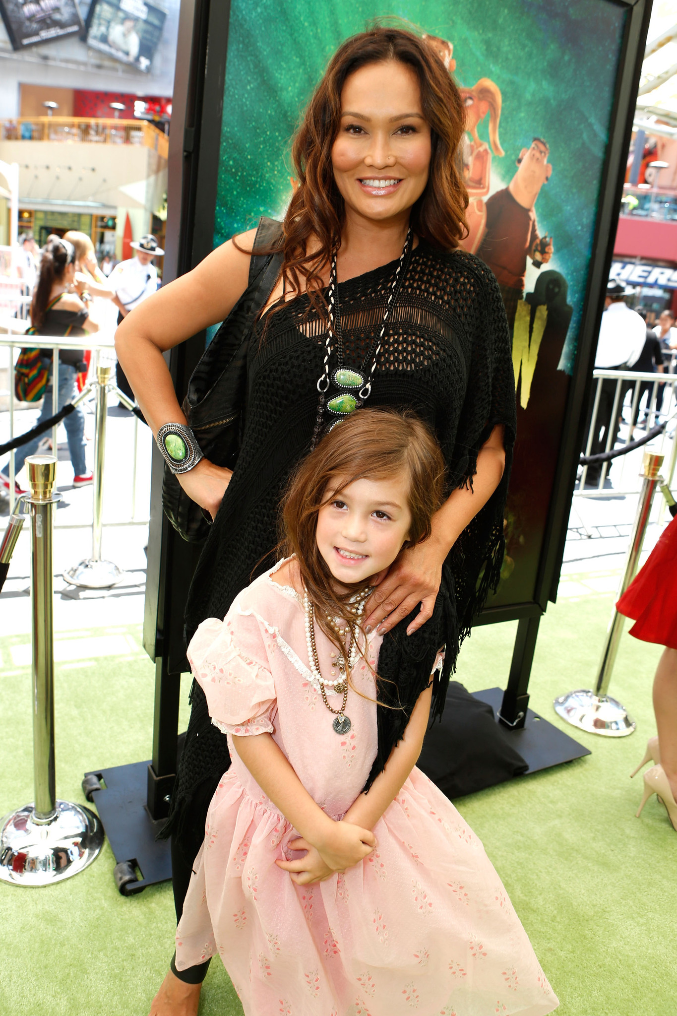 Tia Carrere at event of Paranormanas (2012)