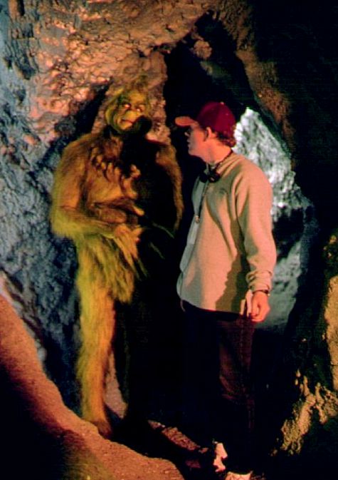 Jim Carrey and Ron Howard in the cave set (photo credit: Ron Batzdorf)