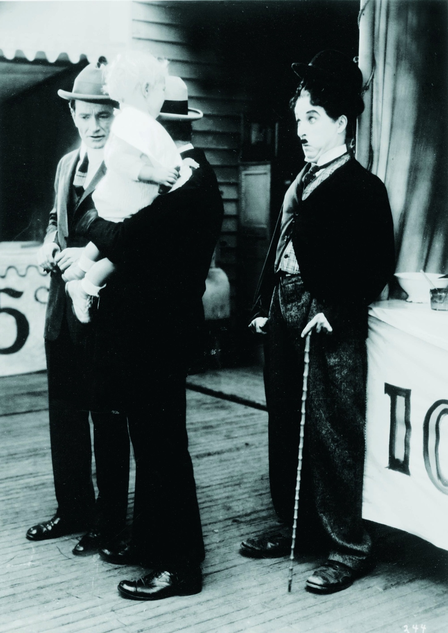 Still of Charles Chaplin in The Circus (1928)