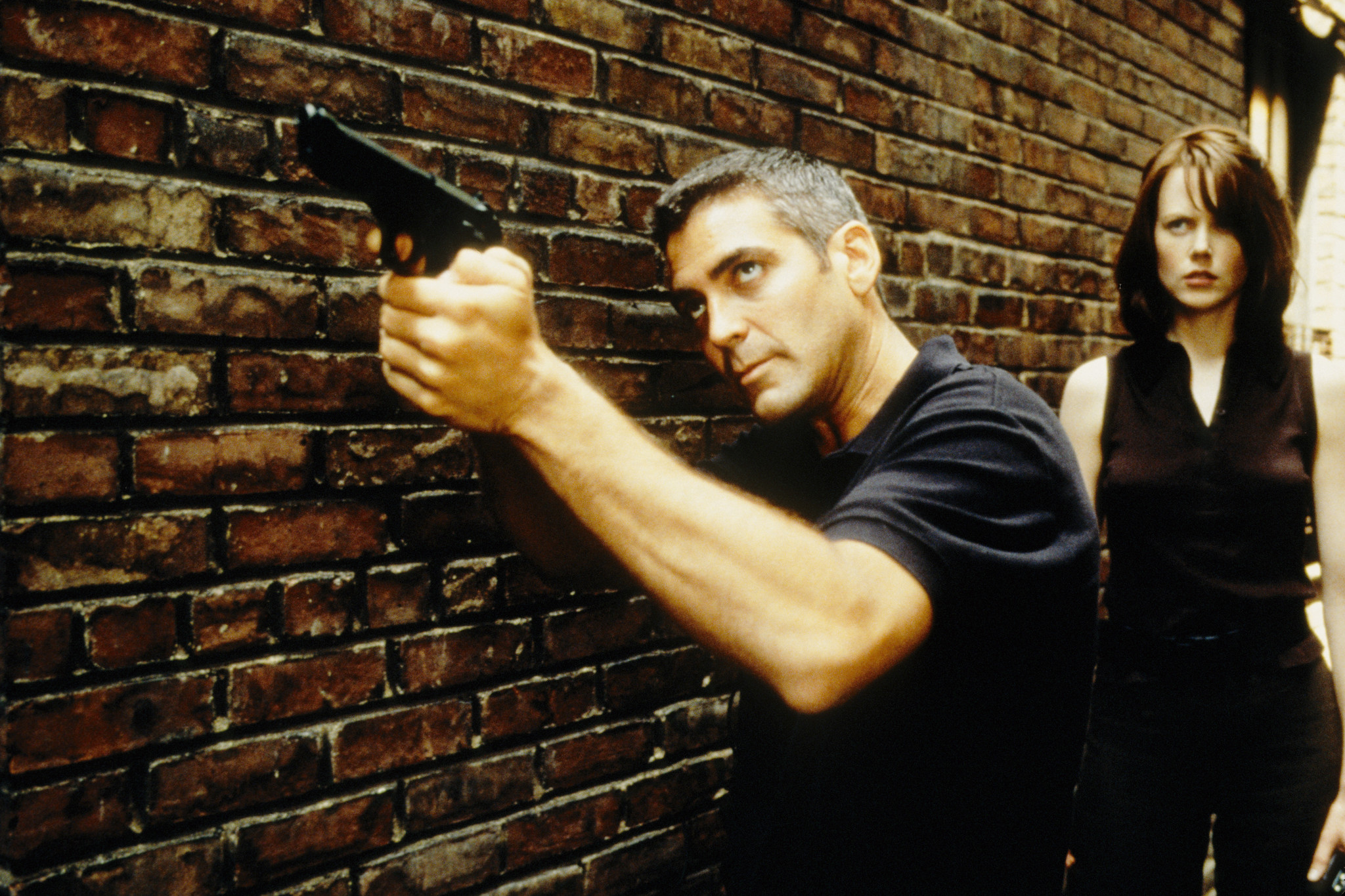 George Clooney and Nicole Kidman in Taikdarys (1997)