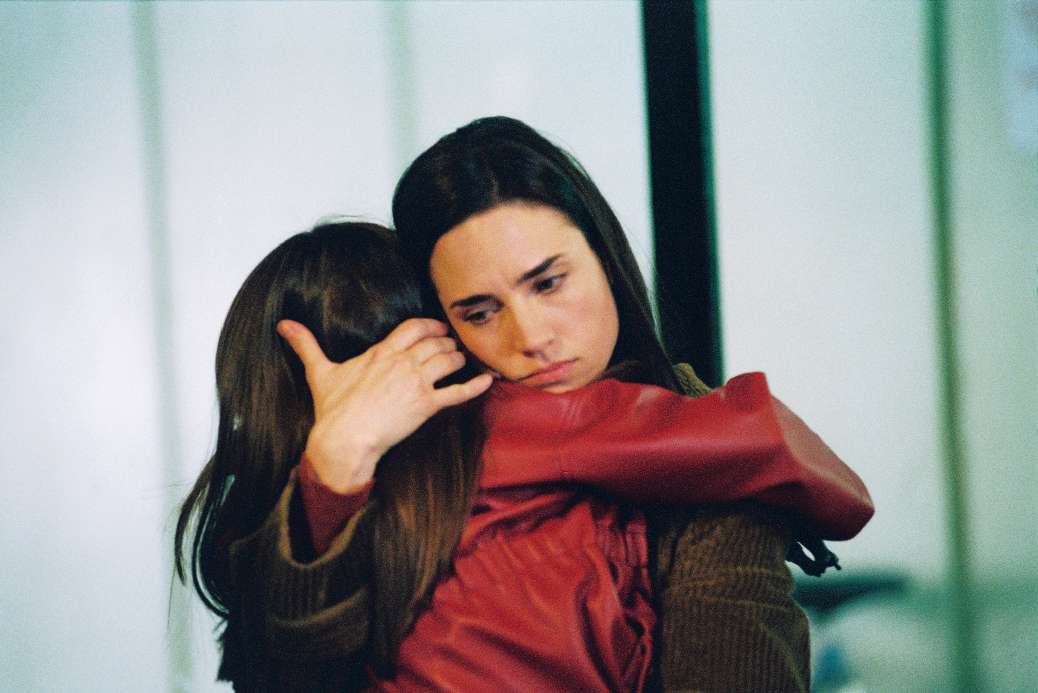 Still of Jennifer Connelly and Ariel Gade in Dark Water (2005)