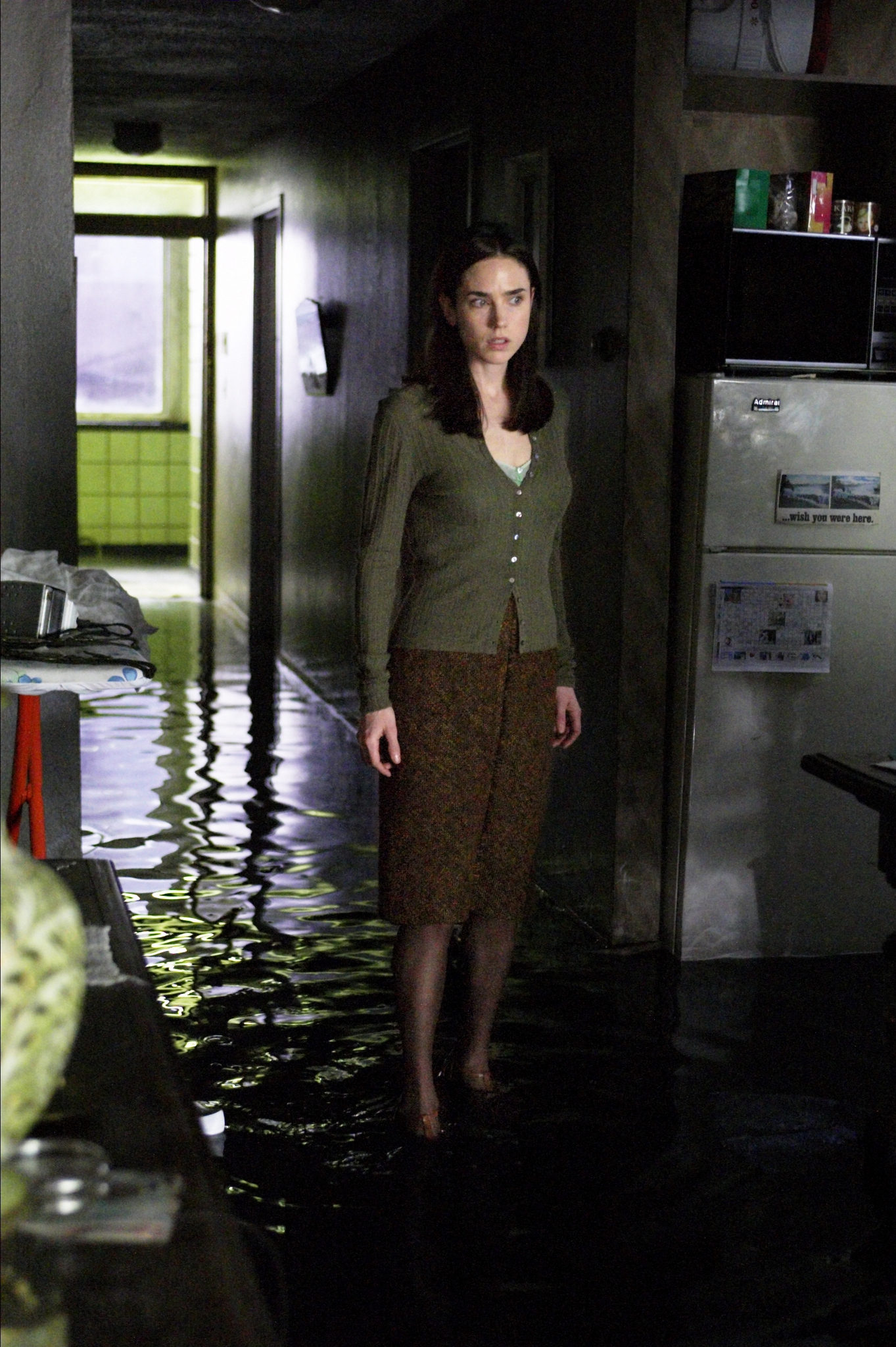 Still of Jennifer Connelly in Dark Water (2005)