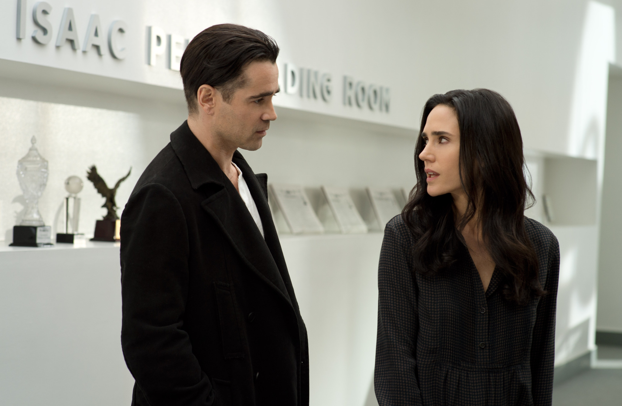 Still of Jennifer Connelly and Colin Farrell in Ziemos pasaka (2014)