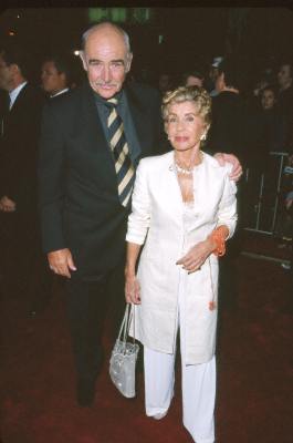 Sean Connery at event of Entrapment (1999)