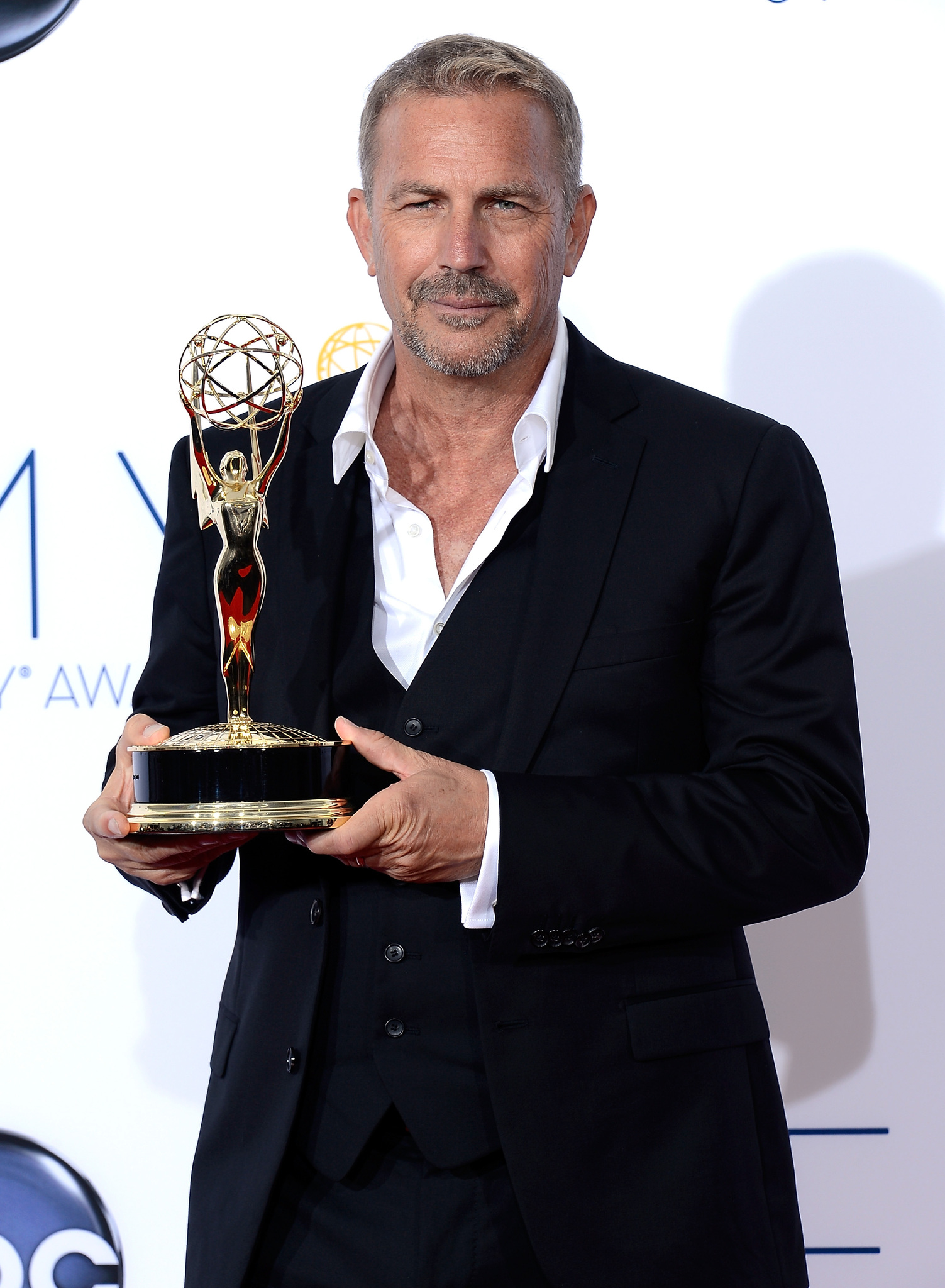 Kevin Costner at event of Hatfields & McCoys (2012)