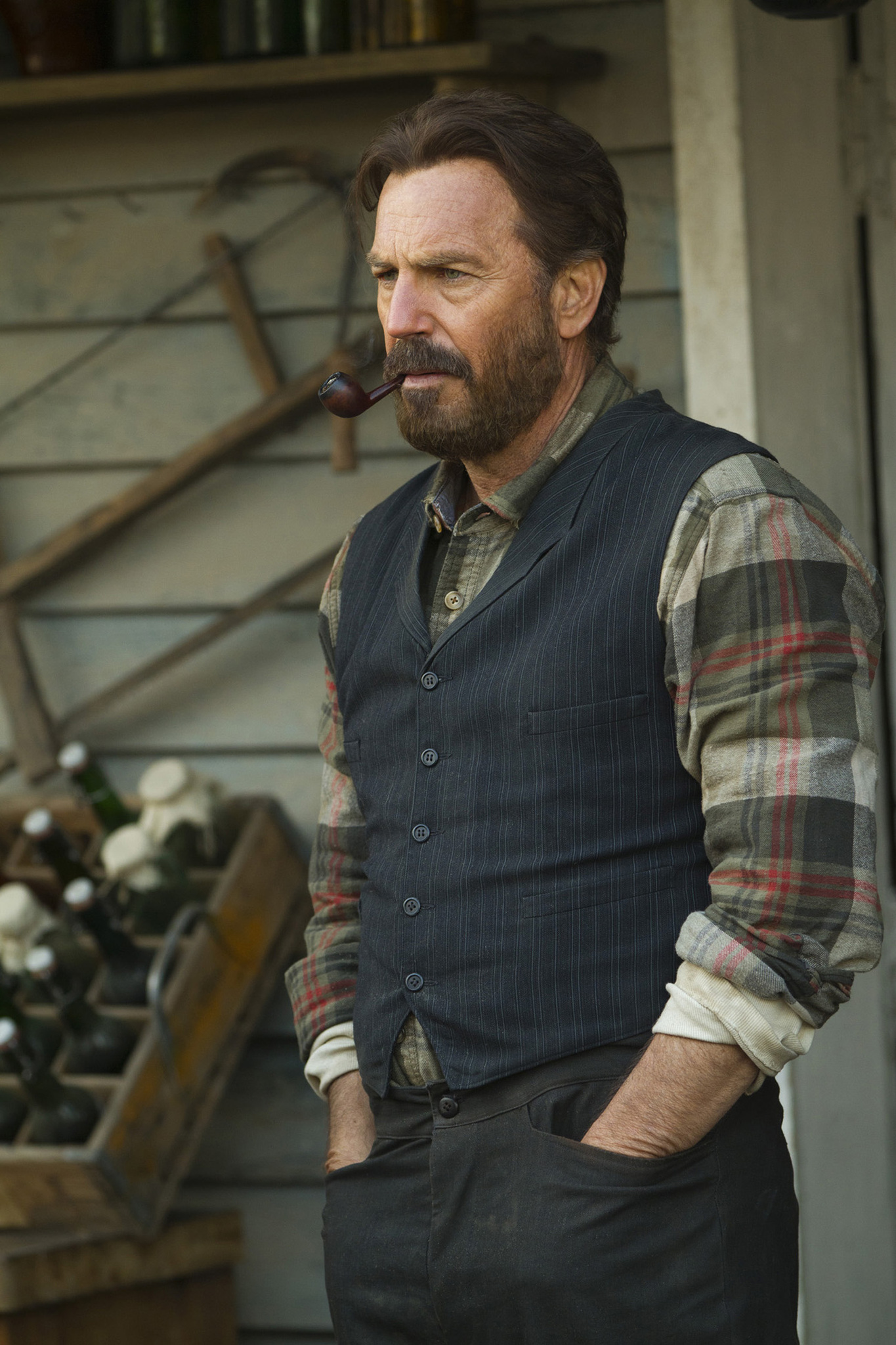 Still of Kevin Costner in Hatfields & McCoys (2012)