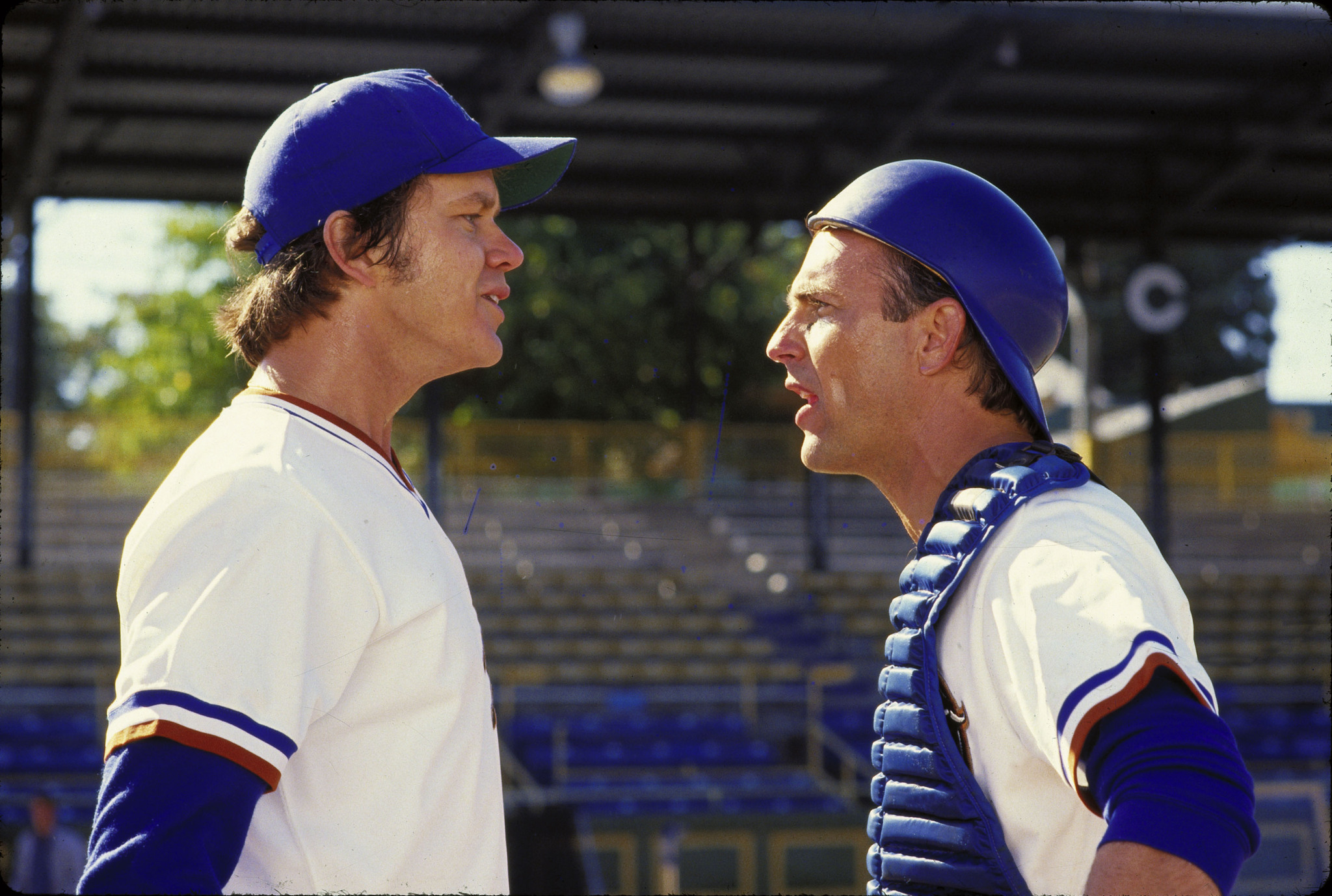 Still of Kevin Costner and Tim Robbins in Bull Durham (1988)