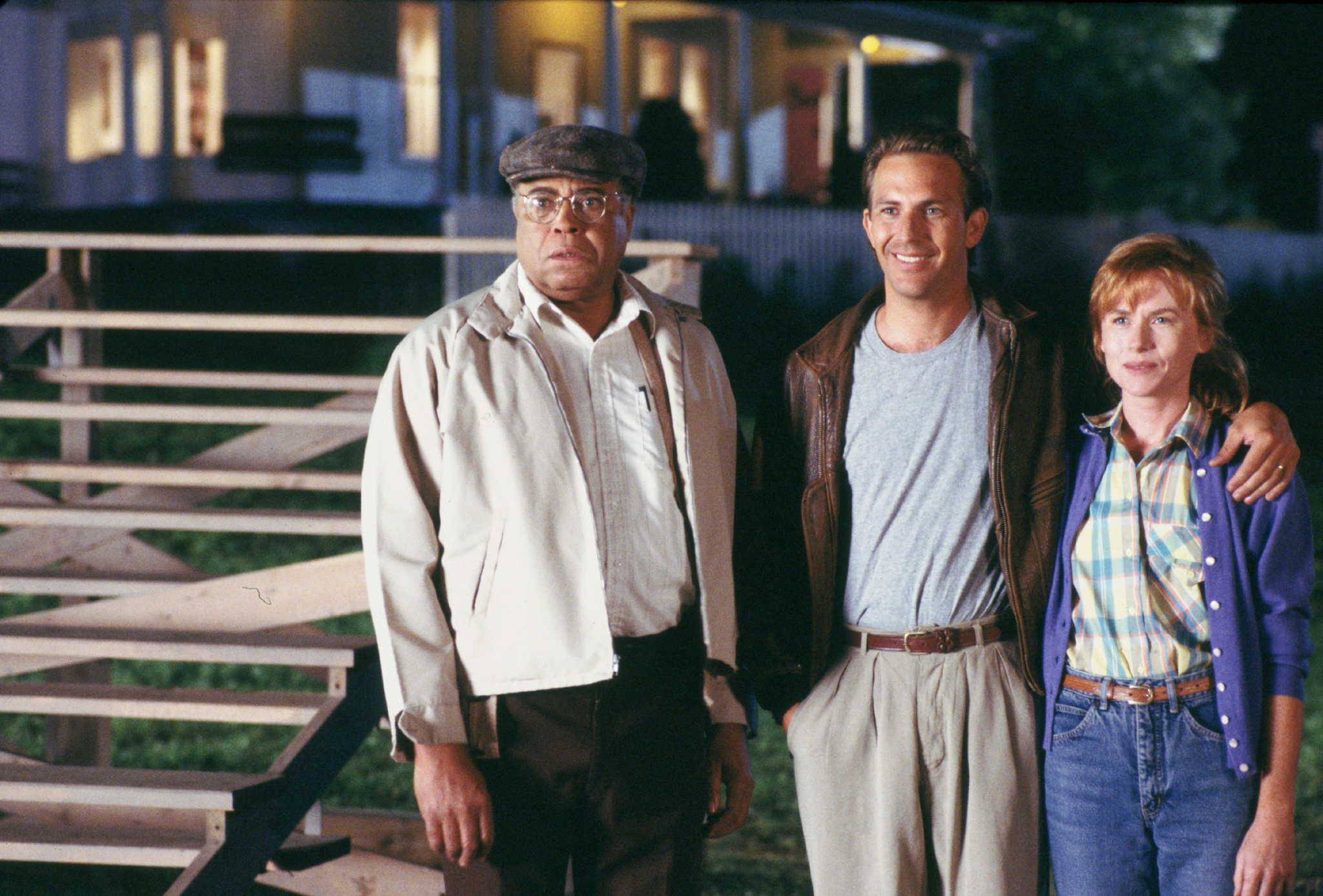 Still of Kevin Costner, James Earl Jones and Amy Madigan in Field of Dreams (1989)