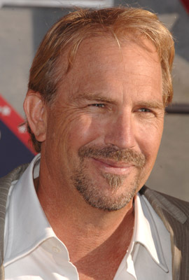 Kevin Costner at event of Swing Vote (2008)