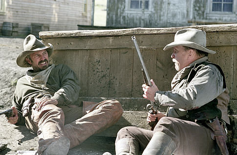 Still of Kevin Costner and Robert Duvall in Open Range (2003)