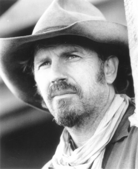 Still of Kevin Costner in Open Range (2003)