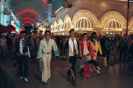 Still of Kevin Costner, Christian Slater, David Arquette, Kurt Russell and Bokeem Woodbine in 3000 Miles to Graceland (2001)