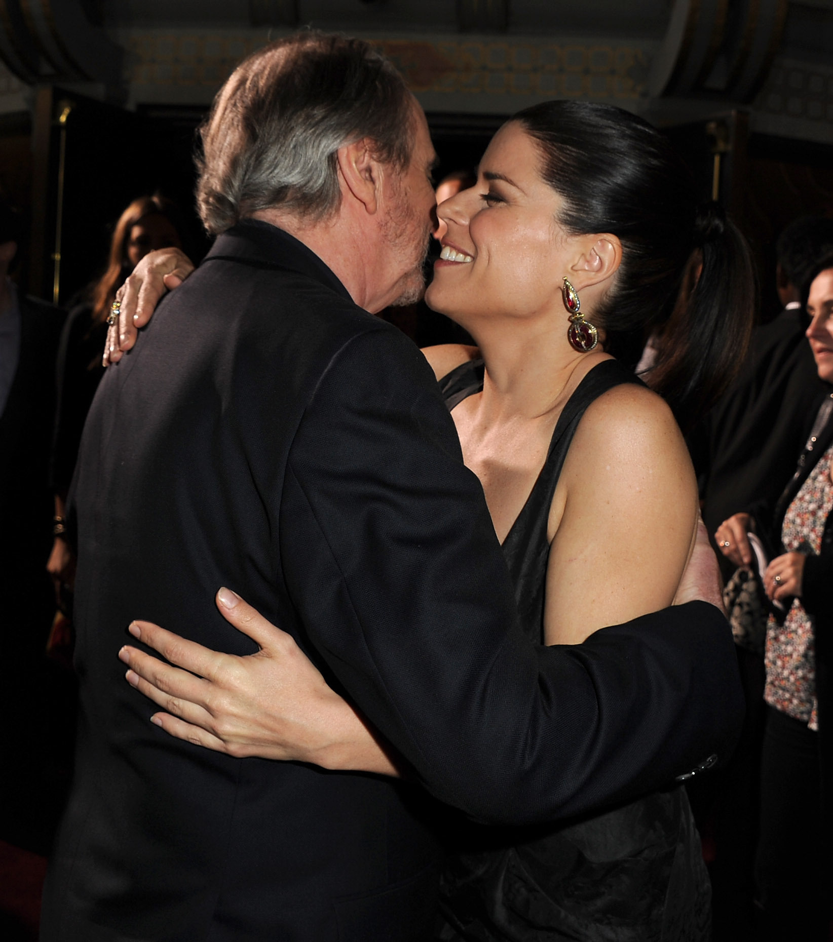Neve Campbell and Wes Craven at event of Klyksmas 4 (2011)