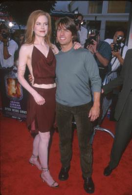 Tom Cruise and Nicole Kidman at event of Eyes Wide Shut (1999)