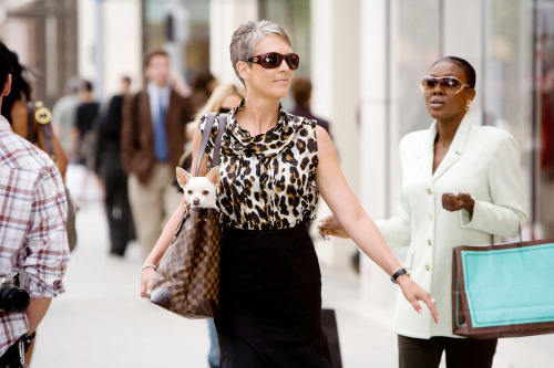 Still of Jamie Lee Curtis in Cihuahua is Beverli Hilso (2008)