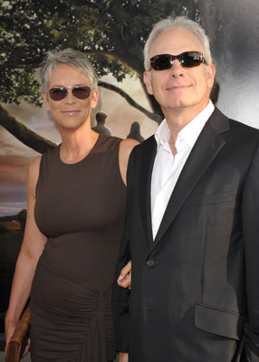 Jamie Lee Curtis and Christopher Guest at event of Flipped (2010)