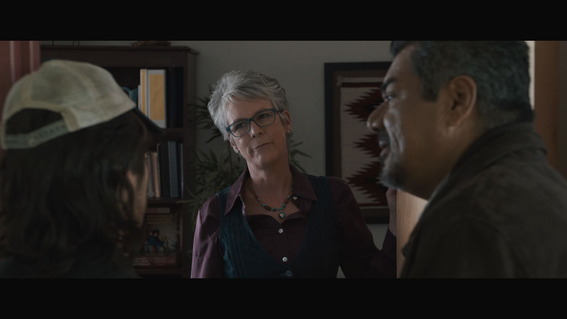 Still of Jamie Lee Curtis and George Lopez in Spare Parts (2015)