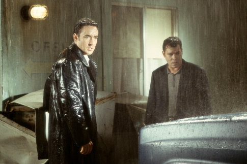 Still of John Cusack and Ray Liotta in Identity (2003)