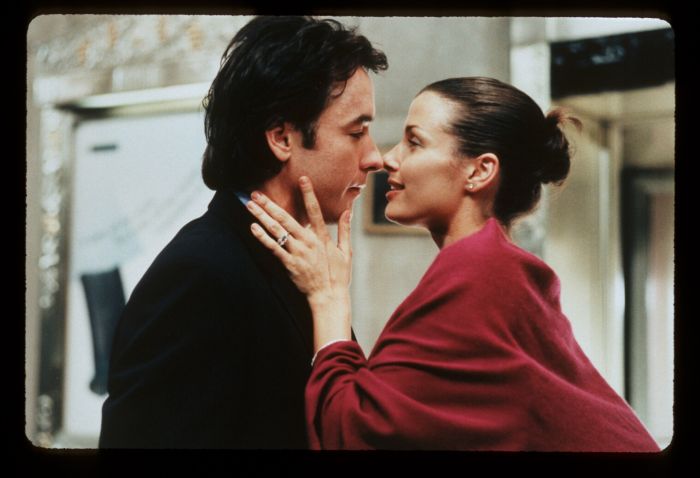 Still of John Cusack and Bridget Moynahan in Serendipity (2001)