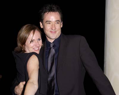 John Cusack and Molly Shannon at event of Serendipity (2001)