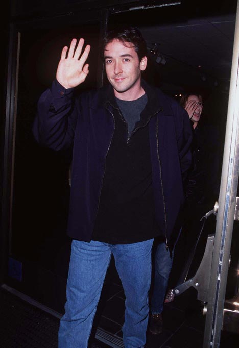 John Cusack at event of Michael Collins (1996)