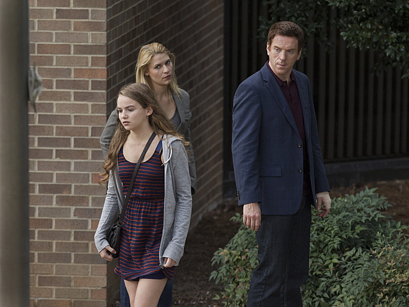 Still of Claire Danes, Damian Lewis and Morgan Saylor in Tevyne (2011)