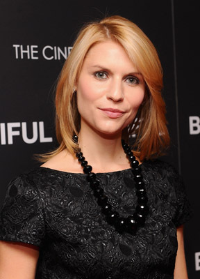 Claire Danes at event of Biutiful (2010)