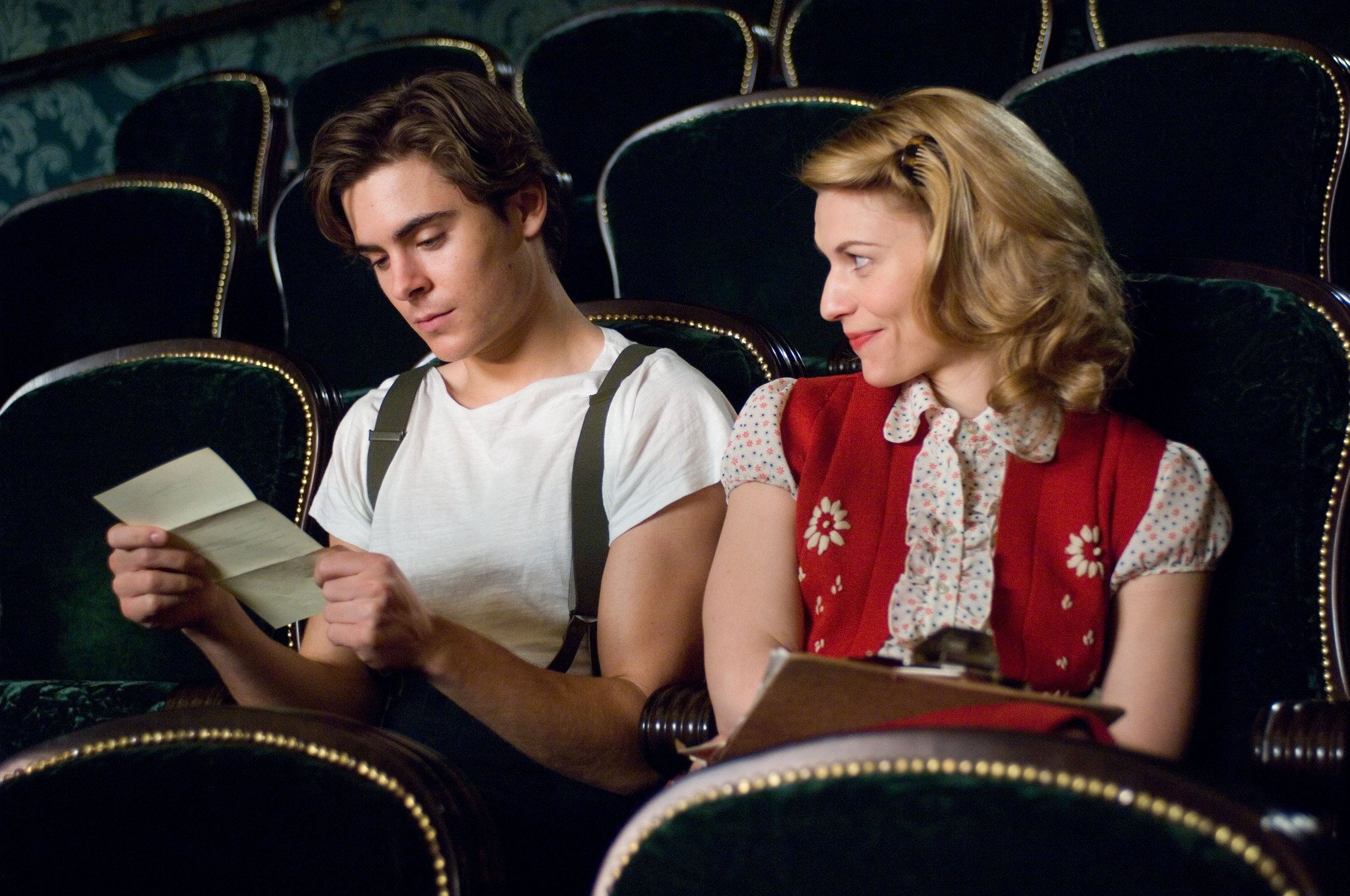 Still of Claire Danes and Zac Efron in Me and Orson Welles (2008)