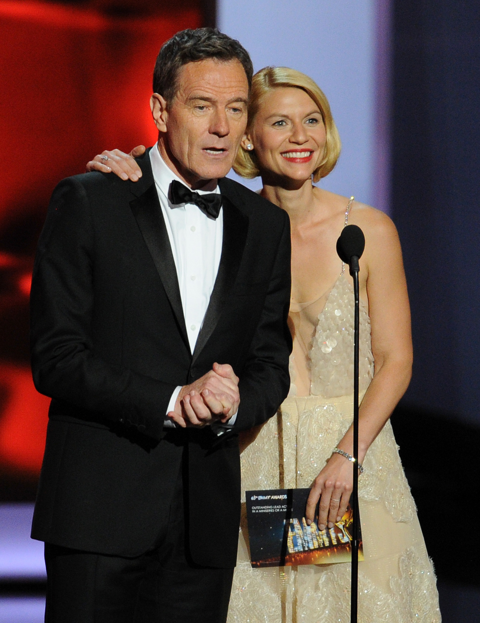 Claire Danes and Bryan Cranston at event of The 65th Primetime Emmy Awards (2013)