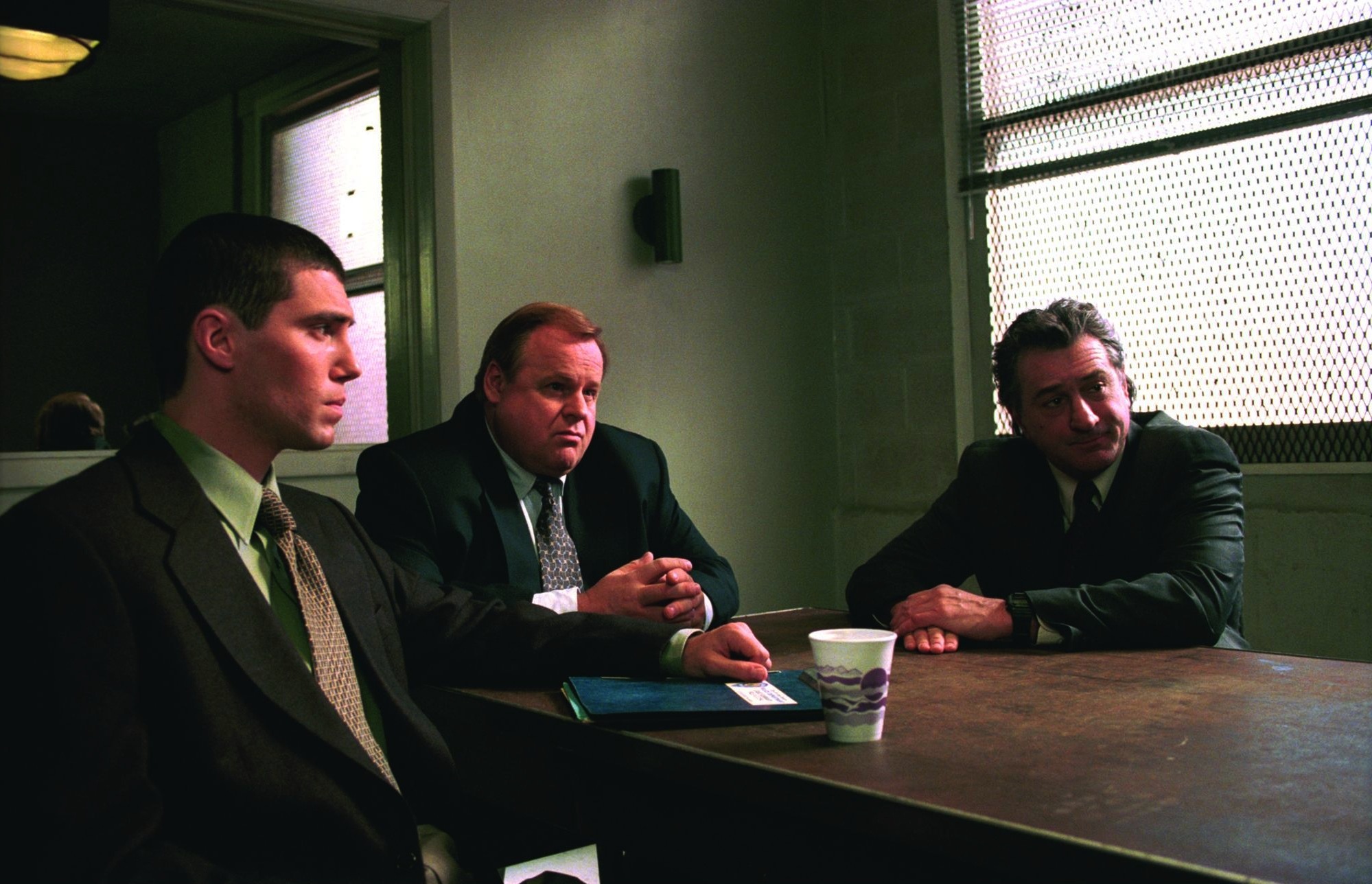 Still of Robert De Niro, George Dzundza and Anson Mount in Miestas prie juros (2002)