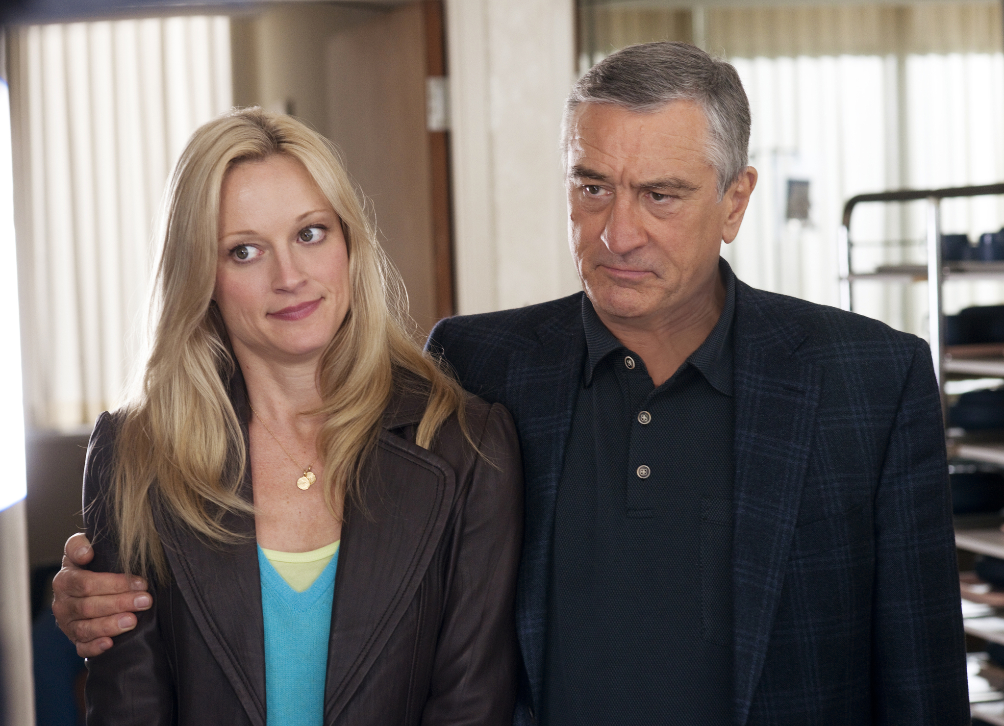 Still of Robert De Niro and Teri Polo in Paskutinis tevu isbandymas. Mazieji Fakeriai (2010)