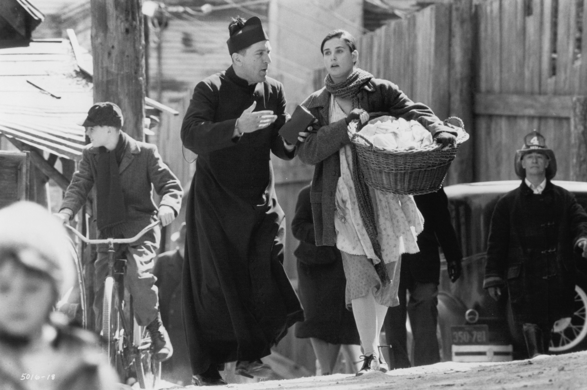 Still of Robert De Niro and Demi Moore in We're No Angels (1989)