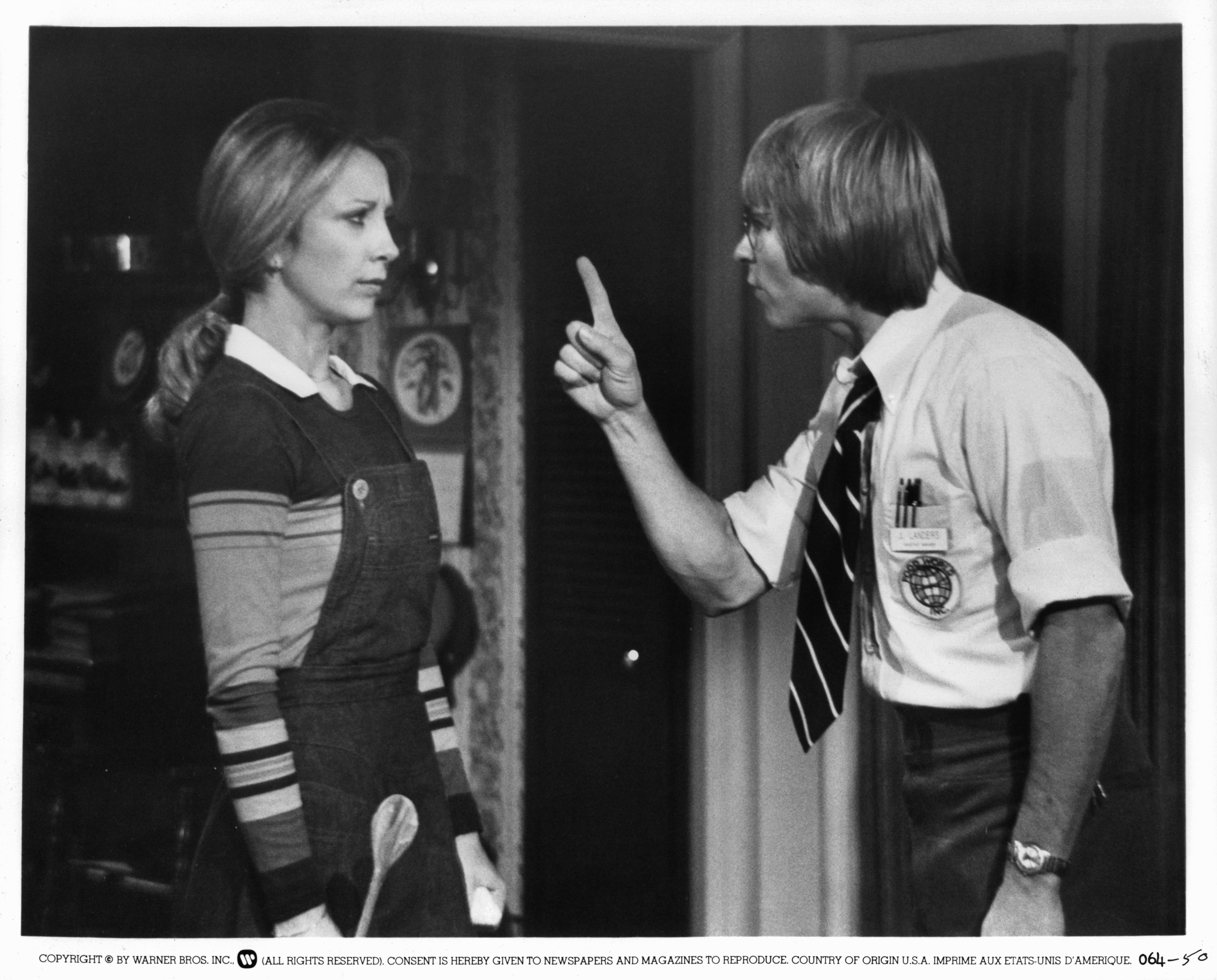 Still of John Denver and Teri Garr in Oh, God! (1977)