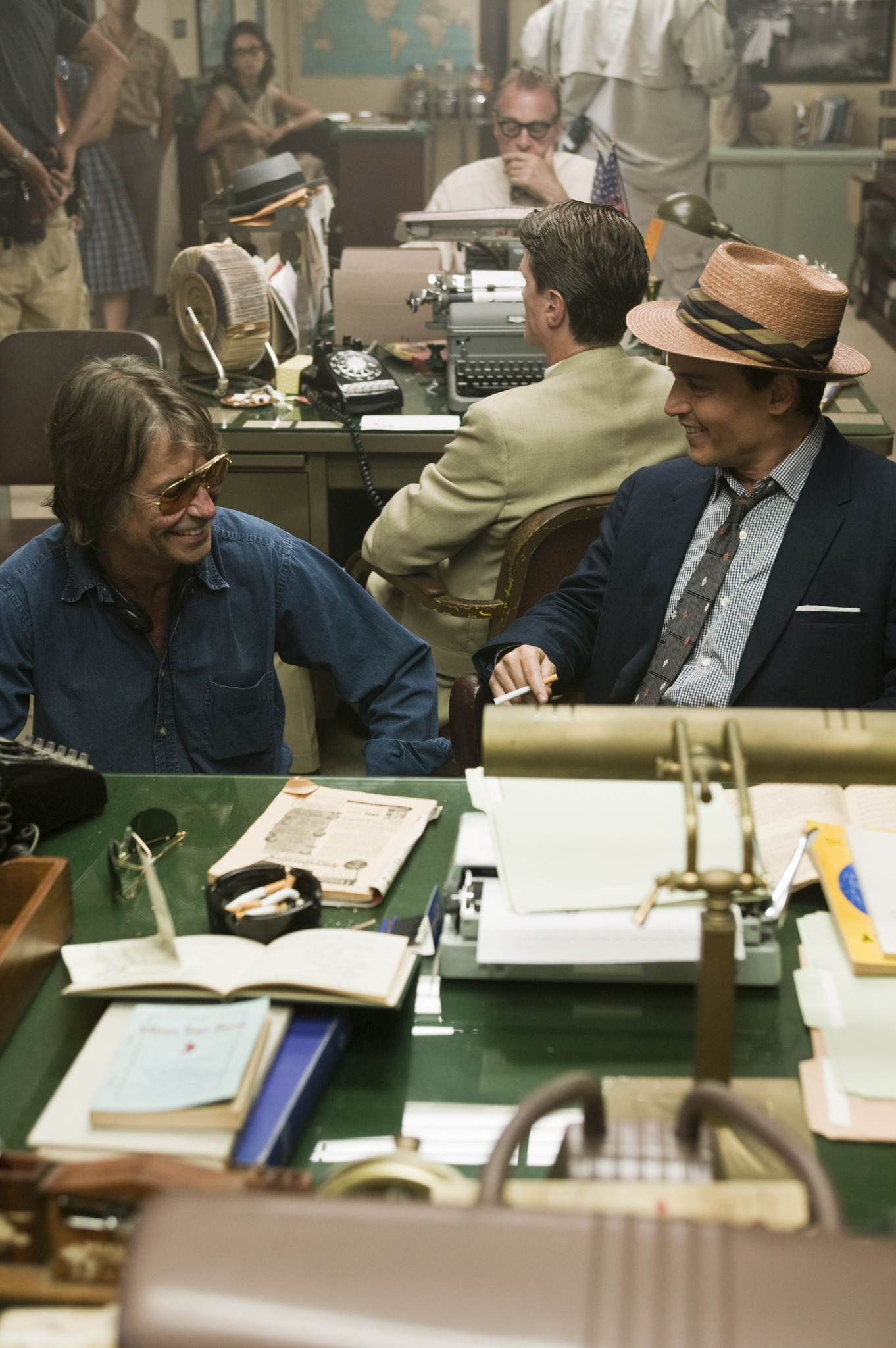 Still of Johnny Depp and Bruce Robinson in Romo dienorastis (2011)