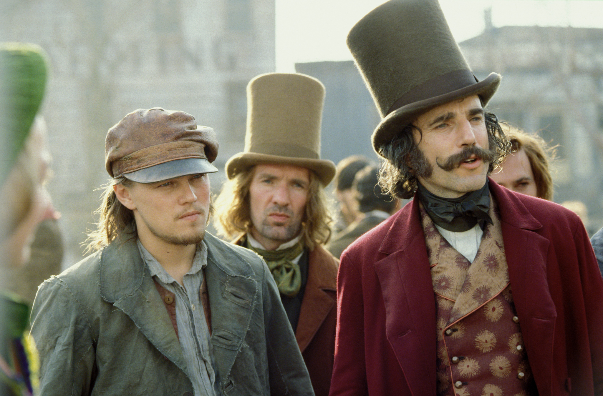 Still of Leonardo DiCaprio and Daniel Day-Lewis in Niujorko gaujos (2002)