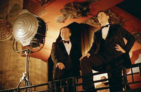 Still of Leonardo DiCaprio and John C. Reilly in Aviatorius (2004)