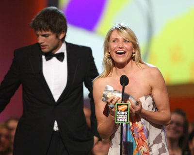 Cameron Diaz and Ashton Kutcher at event of Nickelodeon Kids' Choice Awards 2008 (2008)