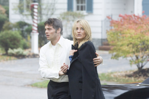 Still of Cameron Diaz and James Marsden in The Box (2009)